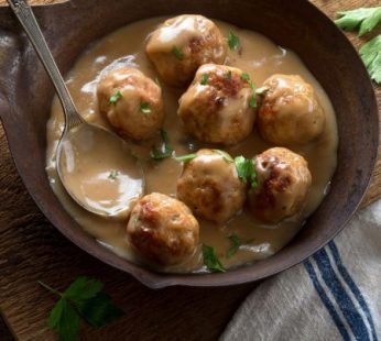 Swedish Meatballs for 10-12